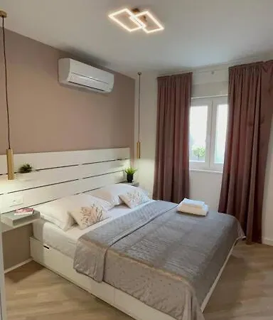 Kuca Za Odmor Maluni Hébergement de vacances